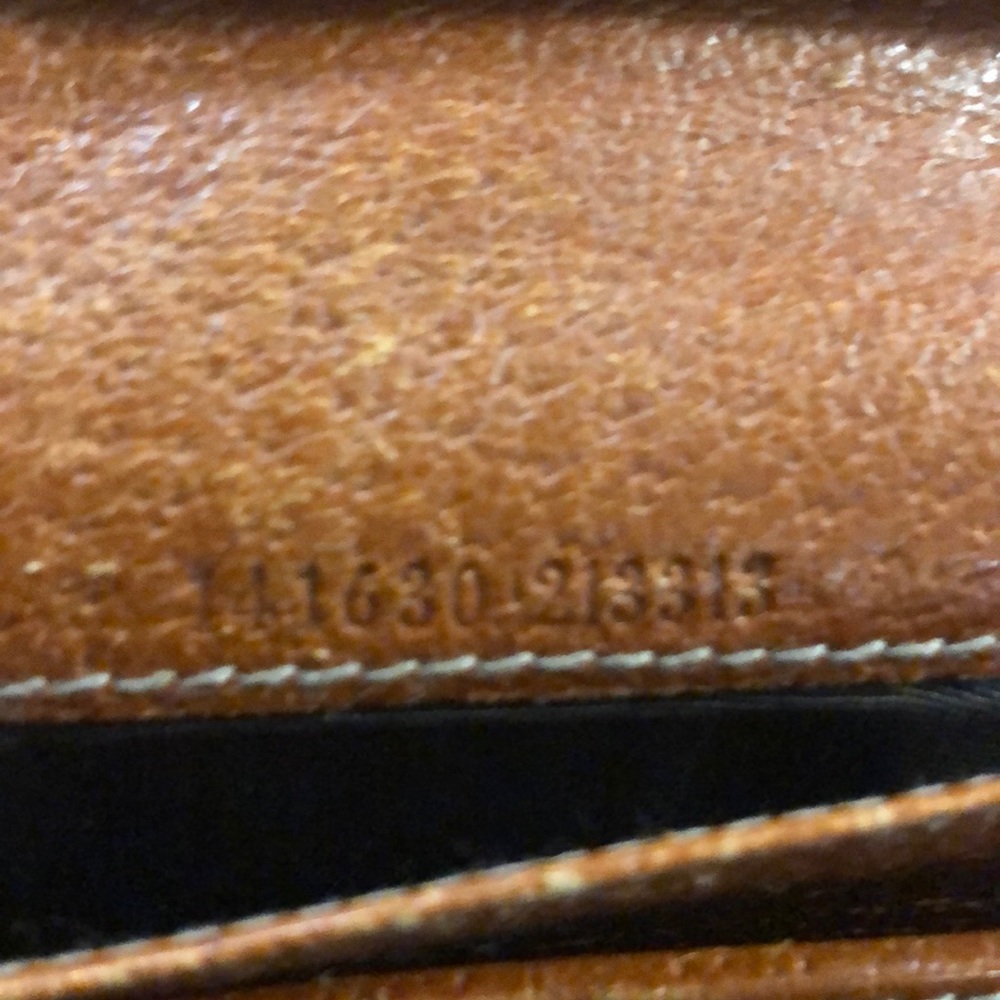 Gucci Signature Monogram Long Wallet - Picture 6 of 6